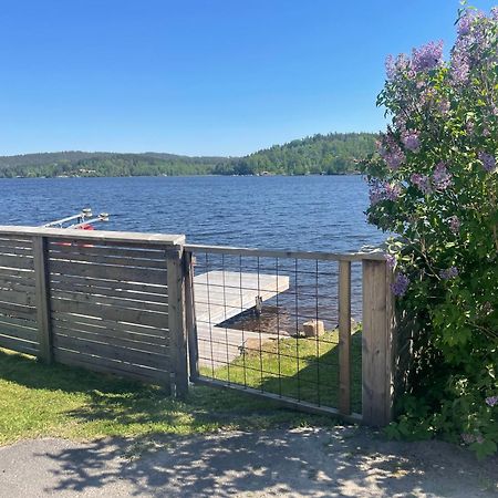 New House By The Lake Bunn & Private Bathing Jetty Granna Exterior photo